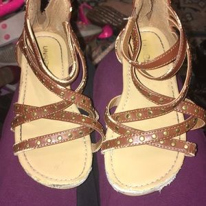 Girls used sandals